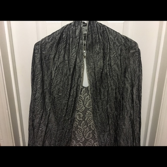 90’s Long Silver Evening Gown - Picture 4 of 4